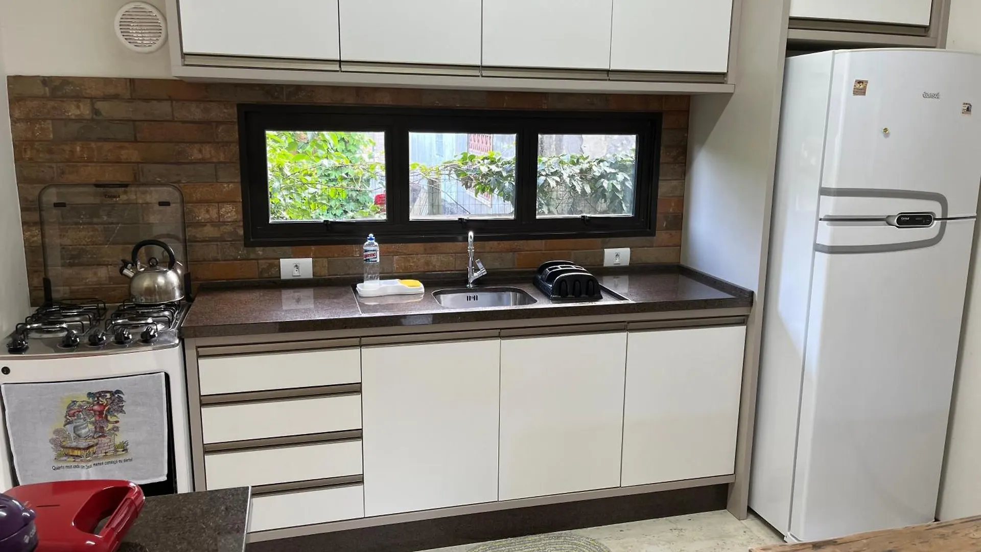 Apartamento Com Piscina - Garopaba - Praia Da Gamboa contacts
